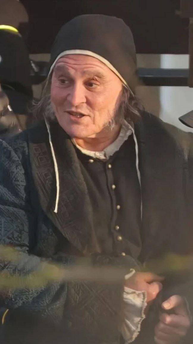 Джонни Депп вернулся на съемочную площадку после трёхлетней паузы