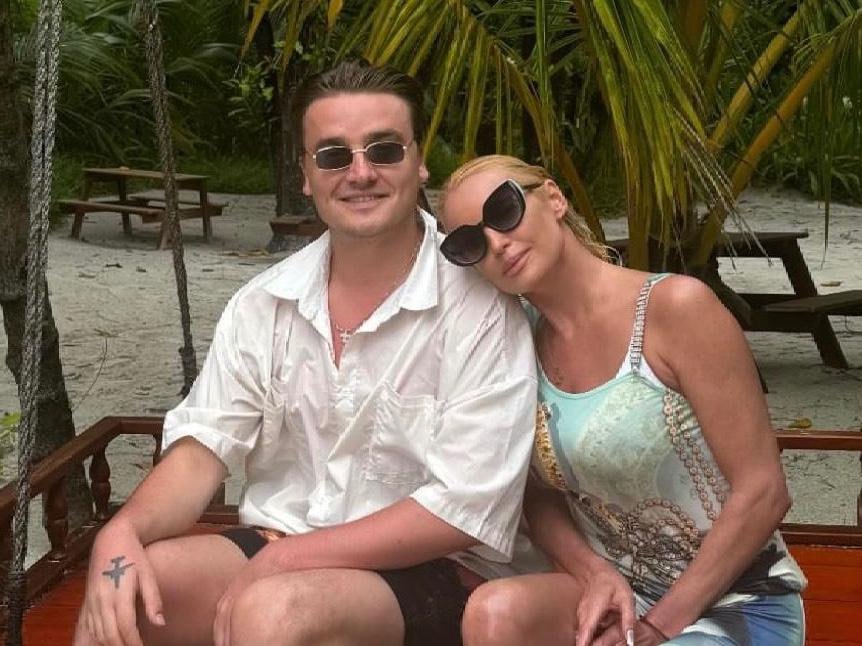 Анастасия Волочкова заявила, что хотела бы родить ребенка от своего молодого партнера, танцора Марчела Абаби